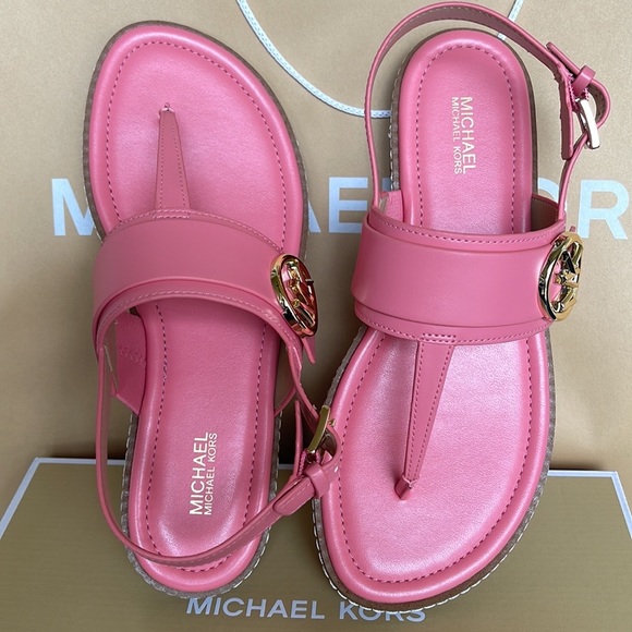 MICHAEL KORS KARMEN THONG SANDALS FAUX LEATHER TEA ROSE
49S2CRFA1L - Picture 3 of 16